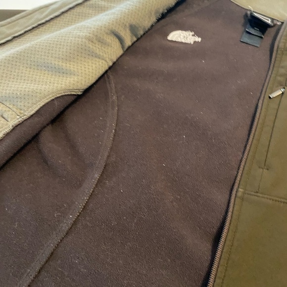 North Face hard shell jacket - Picture 2 of 3